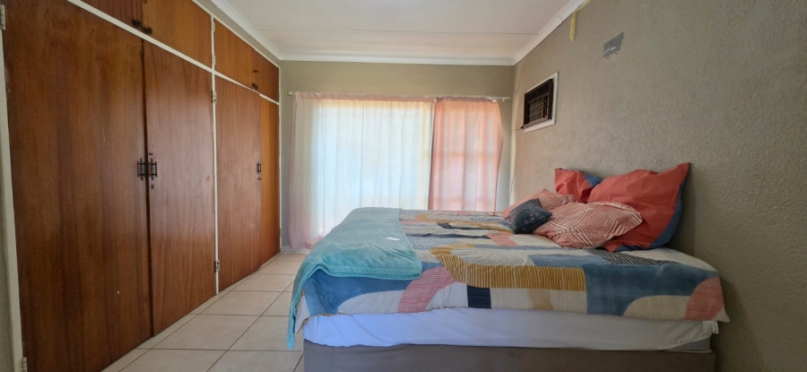 3 Bedroom Property for Sale in Elandia North West